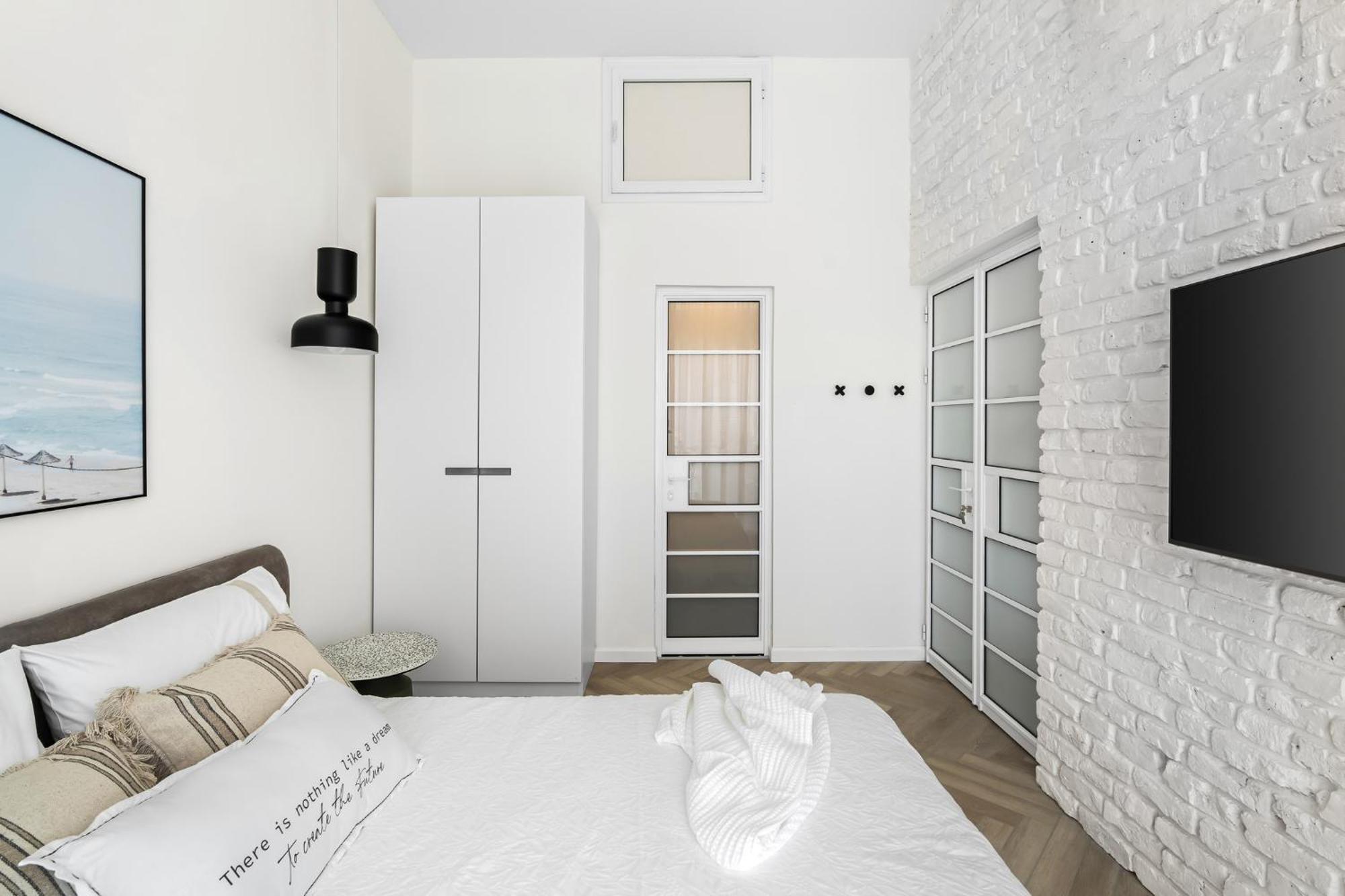 Sunsets Paradise 2Br With Parking By Beachfront Stay Herzliya Bagian luar foto